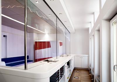 Protective glazing